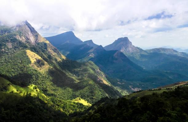 Knuckles mountain range